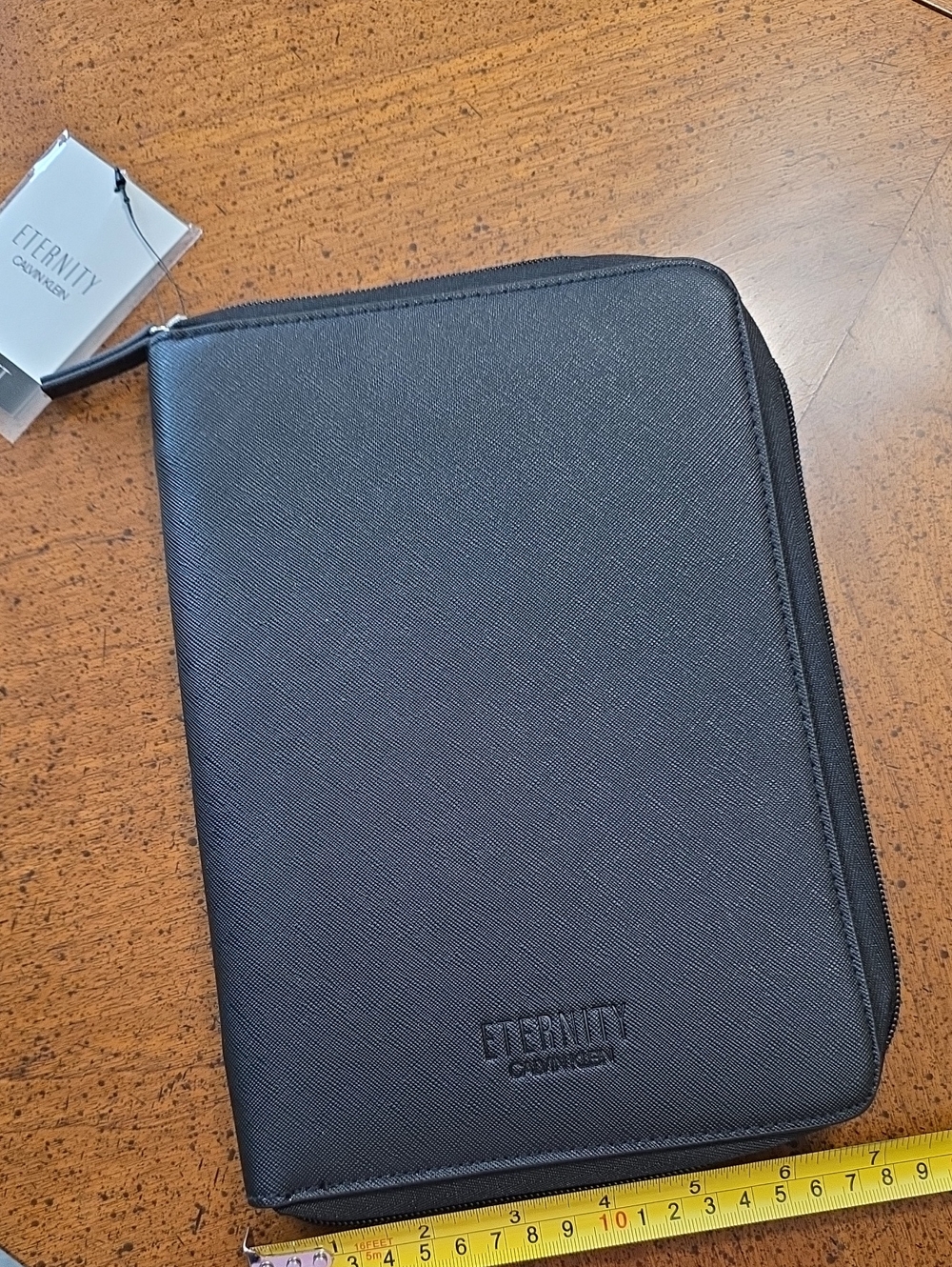 Calvin Klein Black Zip-Closure Organizer Sleeve